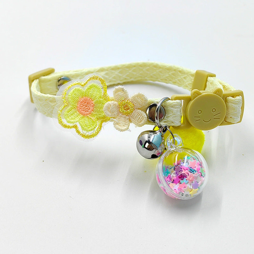 Mokka - Collier pour chat à motif floral, à clip de sécurité avec clochette